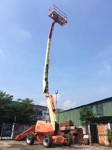 JLG 600AJ