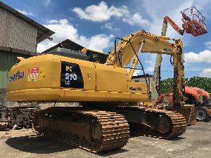 KOMATSU PC210-8