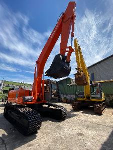 HITACHI EX200-5