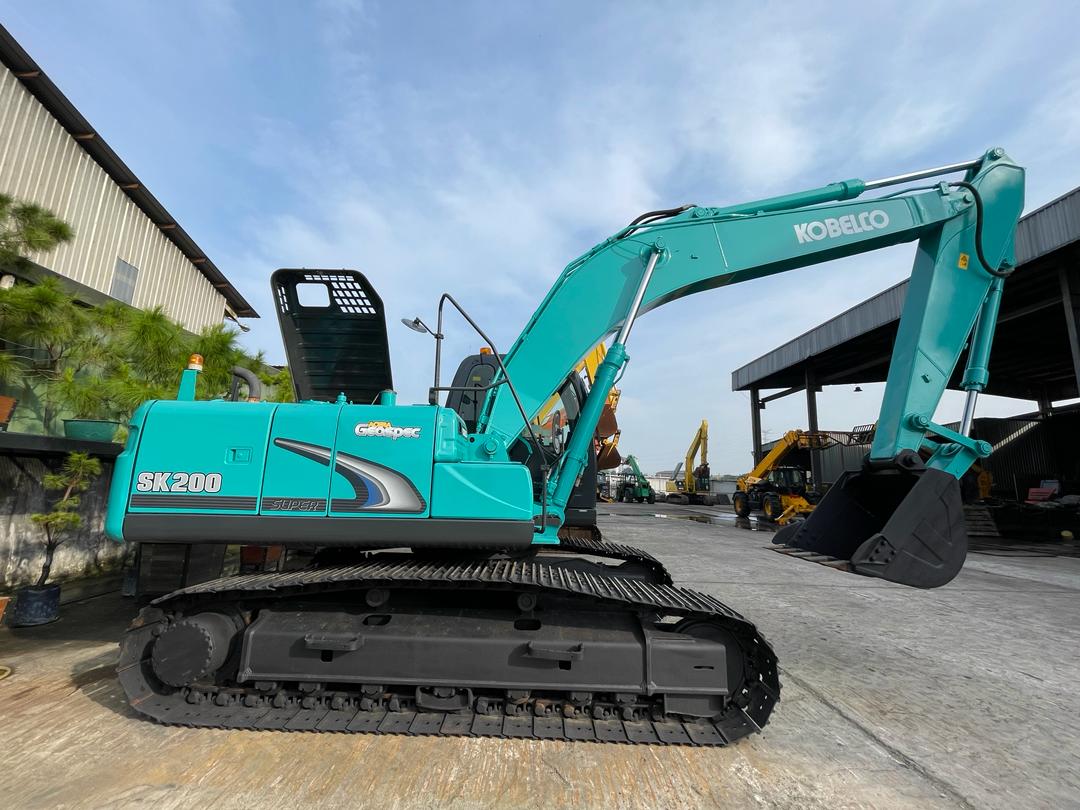 Reconditioned Excavator, KOBELCO SK200-8, 20ton - Malaysia