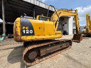 KOMATSU PC120-8