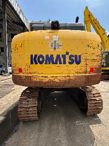 KOMATSU PC120-8