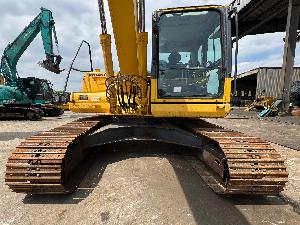 KOMATSU PC120-8
