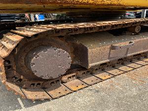 KOMATSU PC120-8