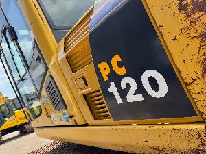 KOMATSU PC120-8